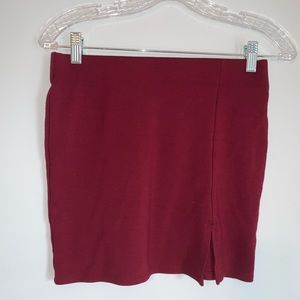 Forever 21 burgundy stretch like fabric miniskirt size Medium